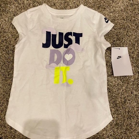 Nike Shirt and Purple Shorts - Picture 3 of 8